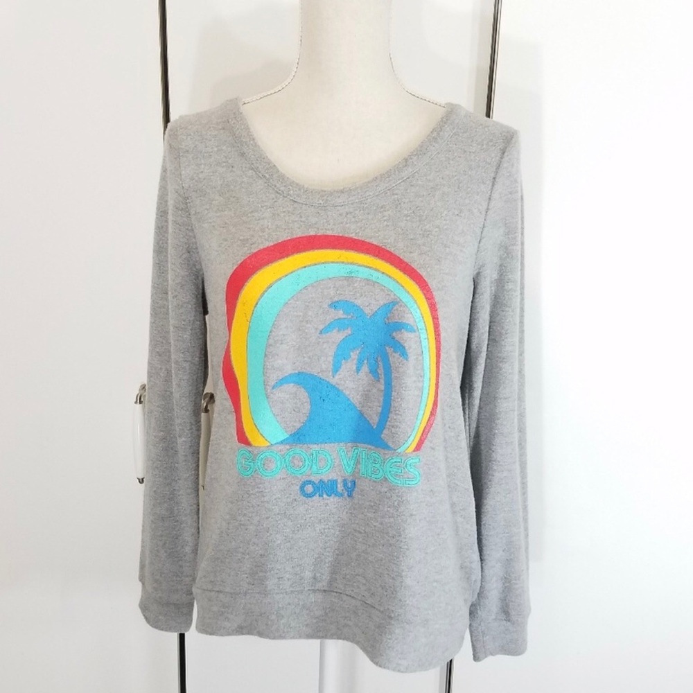 Chaser ‘Good Vibes Only’ sweatshirt 🌊🌴🌈